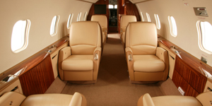 Challenger 300 exterior for Teterboro charter