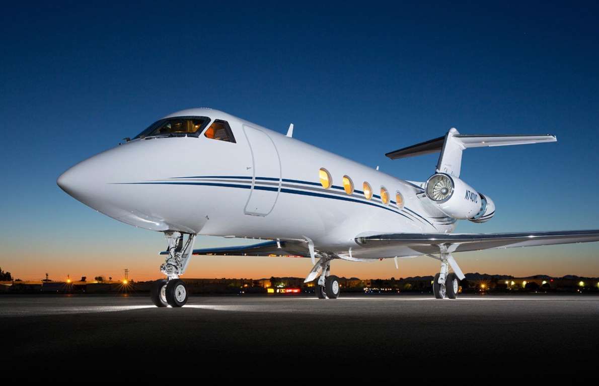 Gulfstream III / G3 exterior for Teterboro charter