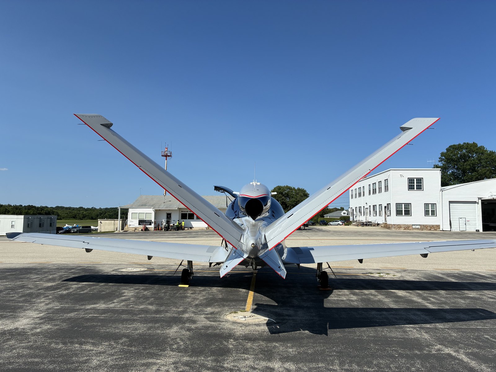 Teterboro Cirrus Vision Jet SF50 Charter