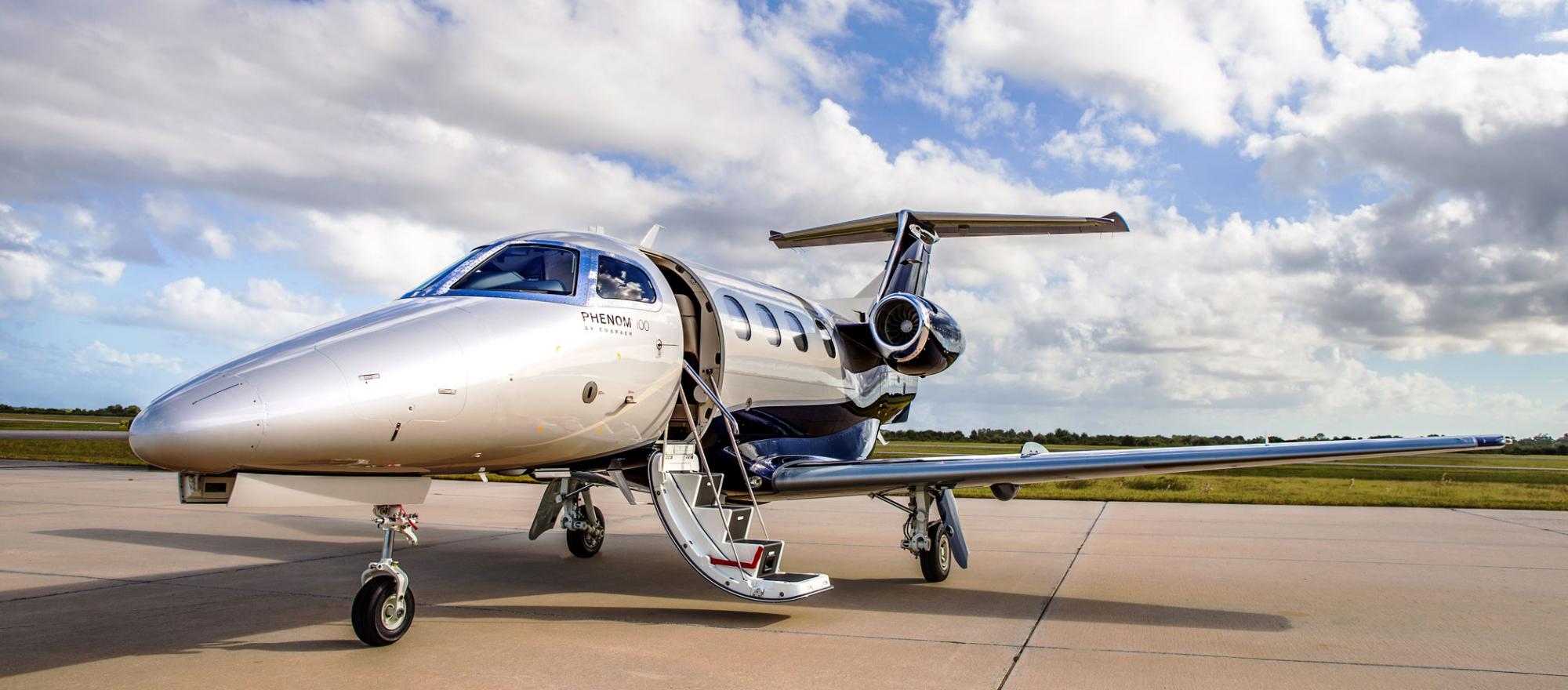 Embraer Phenom 100 exterior for Teterboro charter